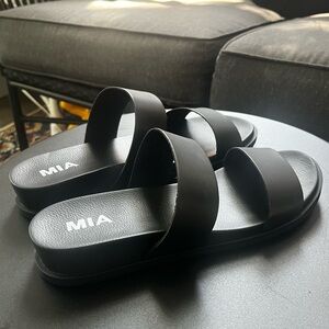 MIA Yelena Slide Sandal - Size 8.5